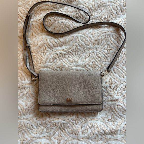 Michael Kors Taupe Crossbody Wallet Purse – Gold Hardware - Picture 2 of 5